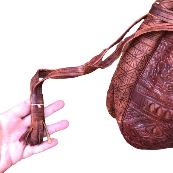 Tooled Vegan Leather Bag Hobo Slouch Drawstring Handmade Chestnut Brown - Picture 6 of 11